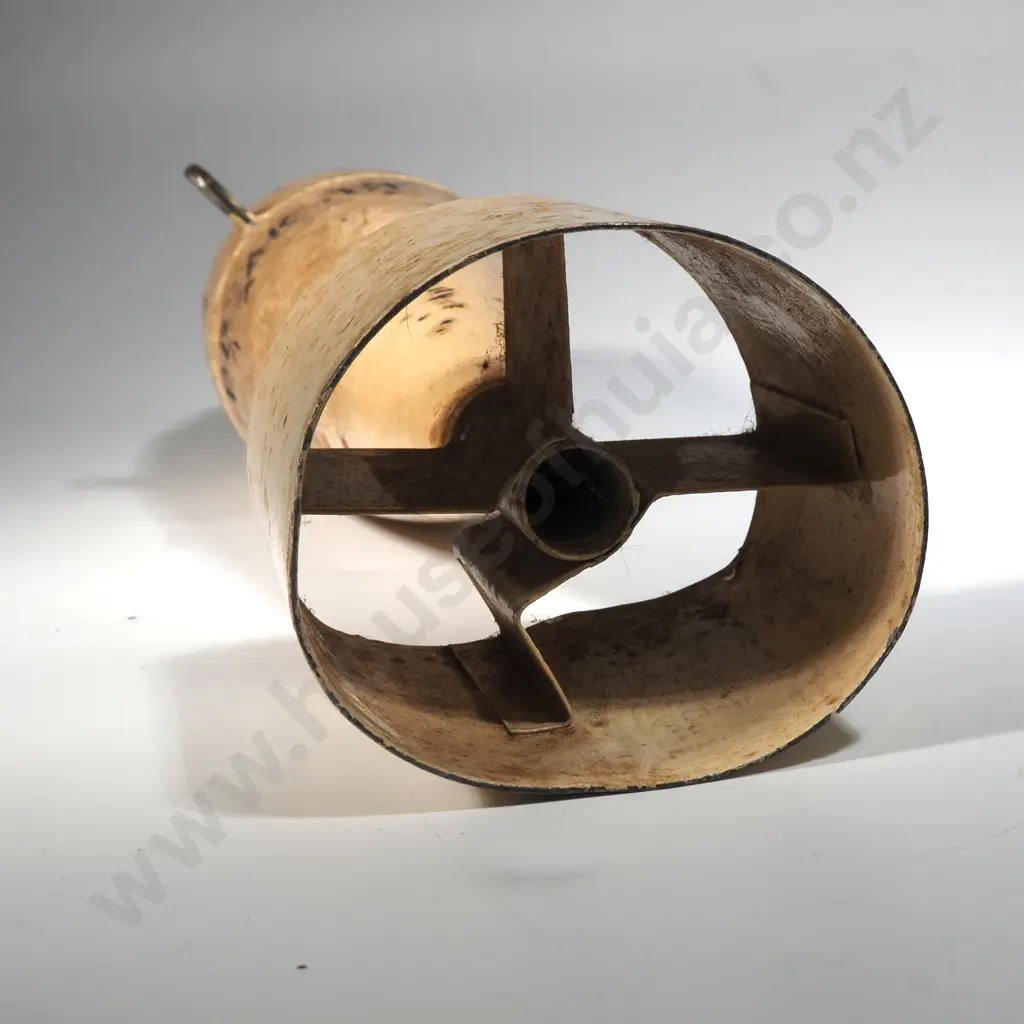 Inert Practice 8.5 Pound Aircraft Break Up Bomb Image 1++