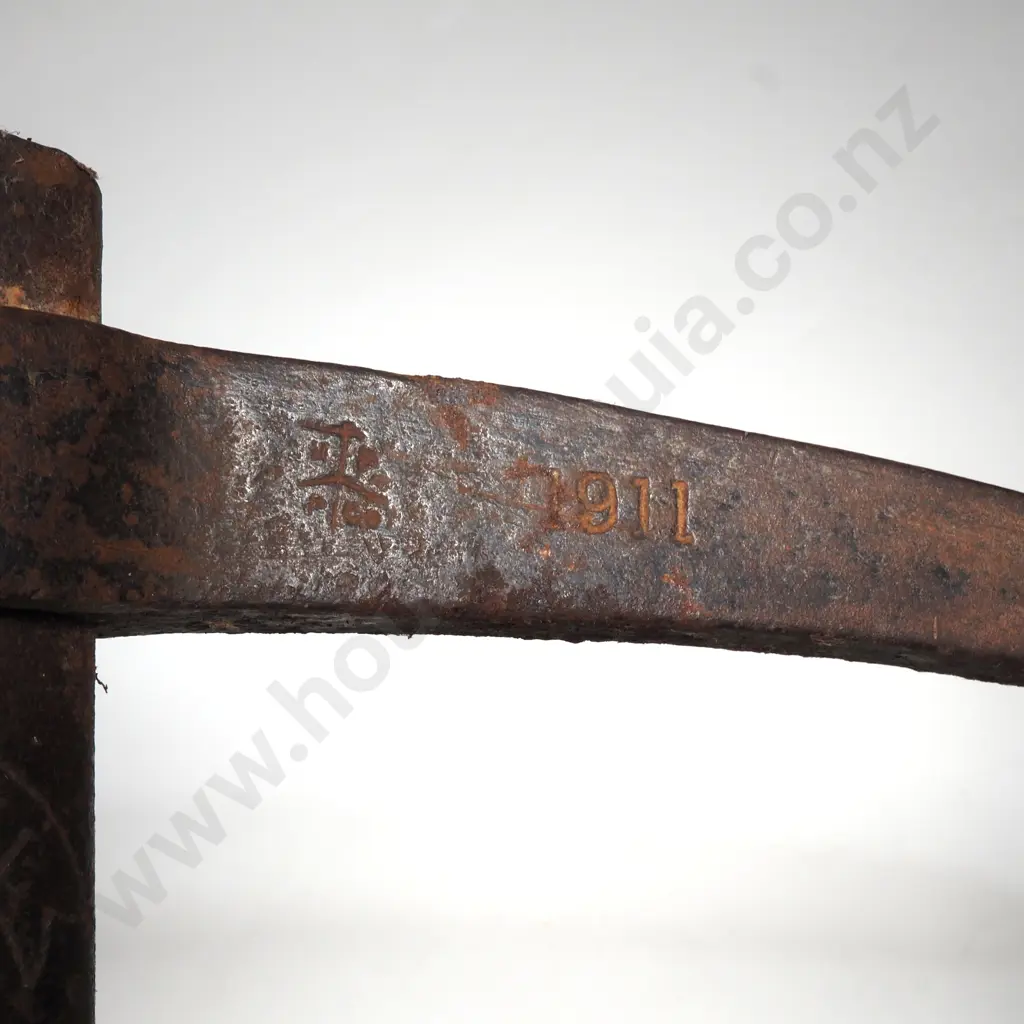 Pickaxe 1911 with NZ Broad Arrow Image 1++