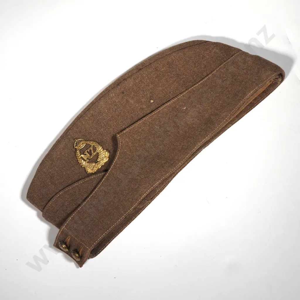 WW2 New Zealand Side Cap Named to W A Hooper 465688  Image 1++