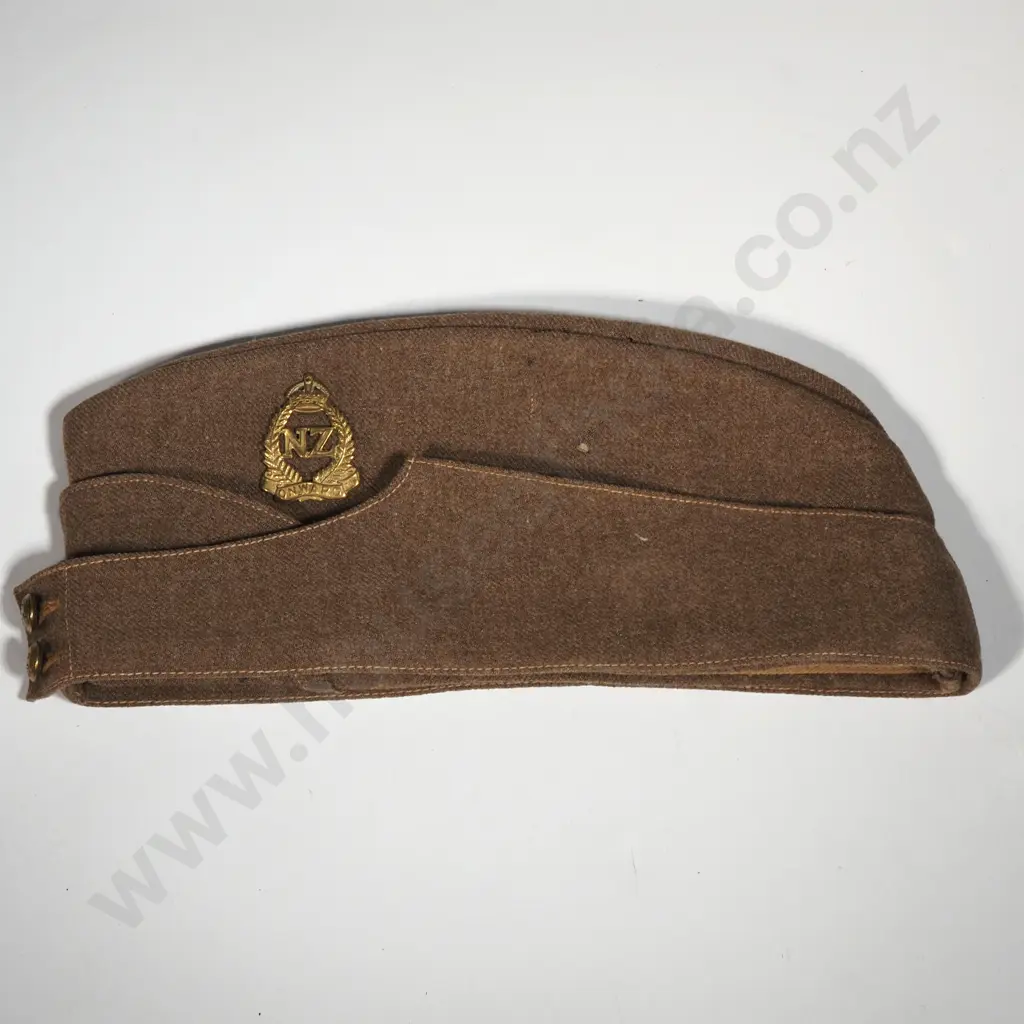 WW2 New Zealand Side Cap Named to W A Hooper 465688  Image 1++