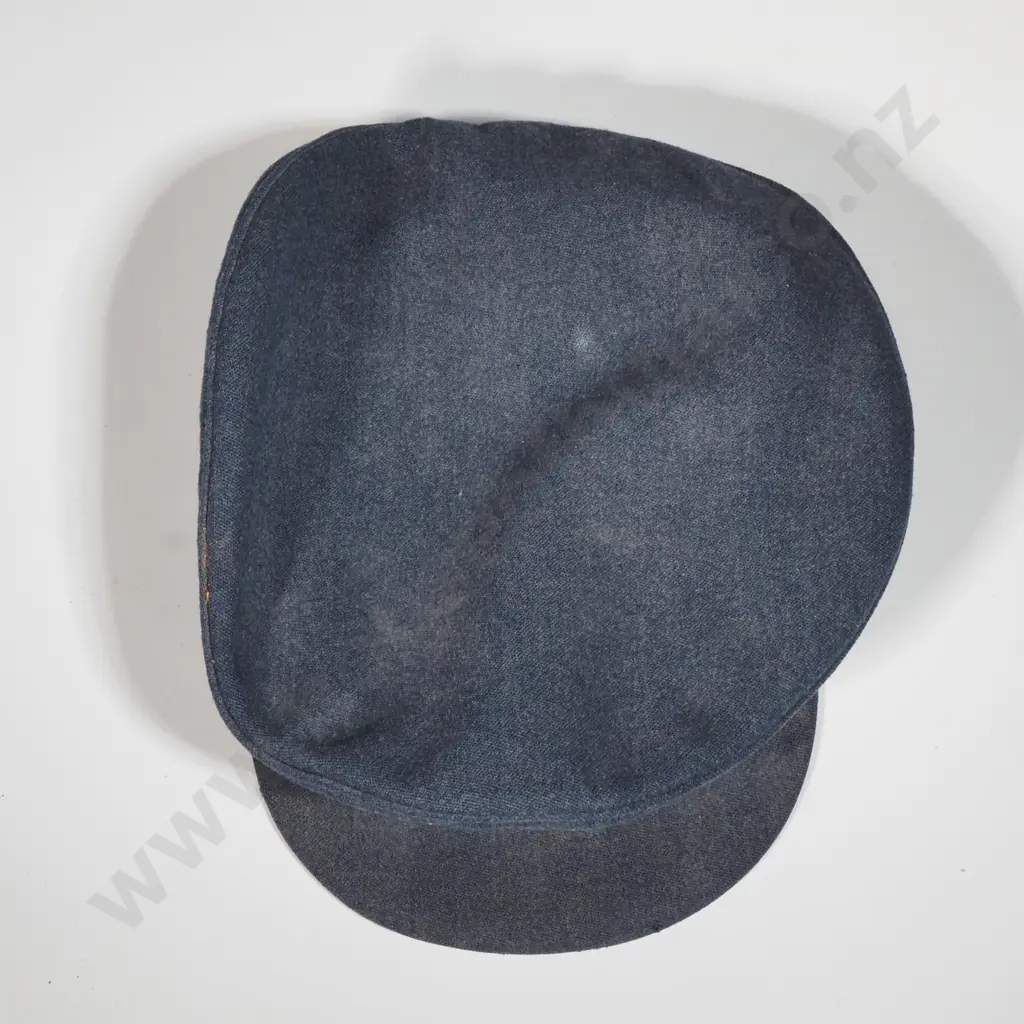 WW2 RNZAF Warrant Officers Peaked Hat Named to J R Cox  Image 1++