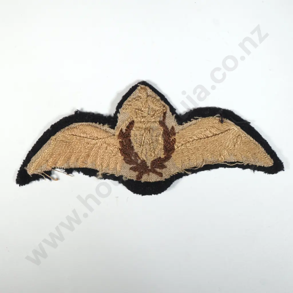 WW2 RAF Cloths Pilots Wings - Flat Variant  Image 1++