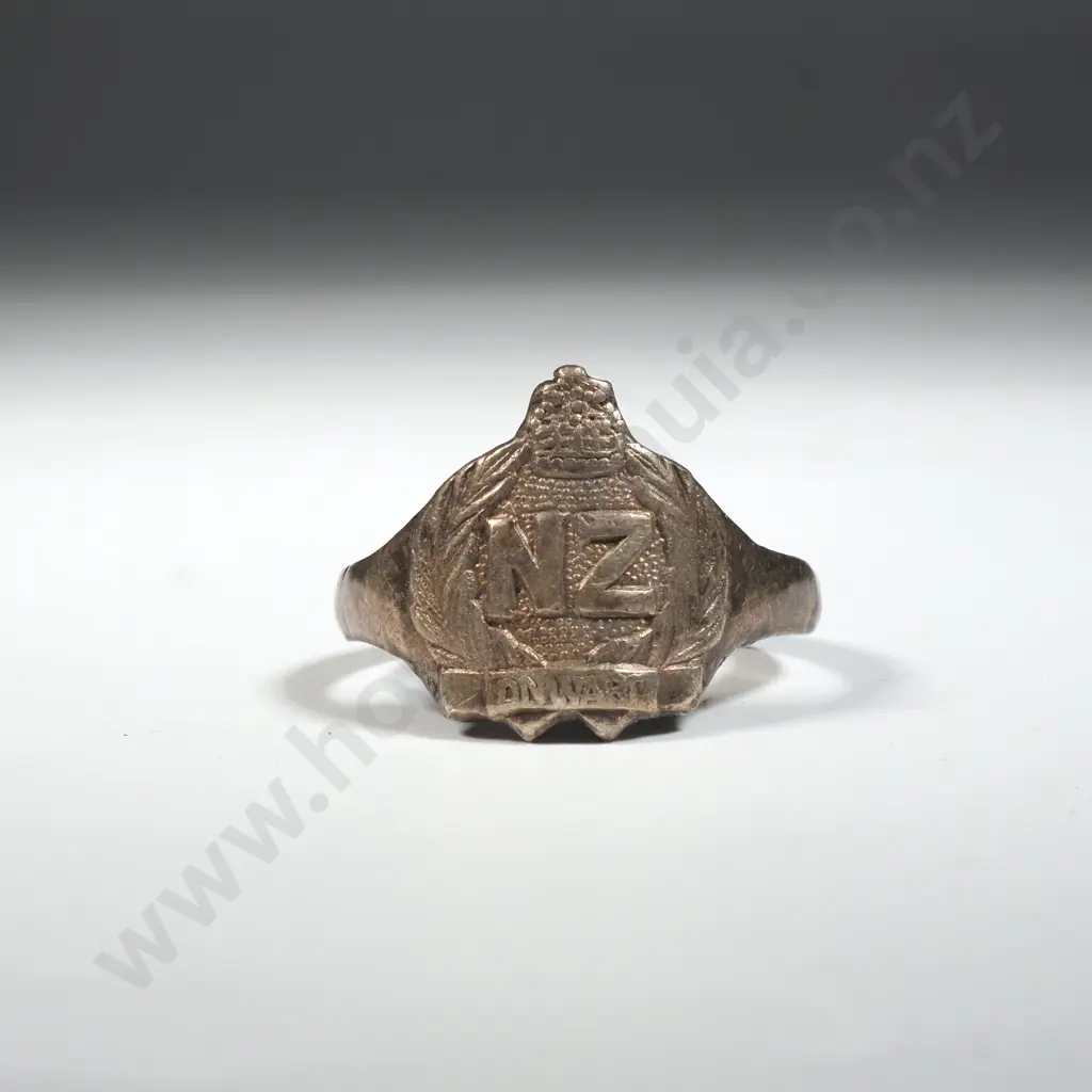 WW2 NZ Onward Ring  Image 1++