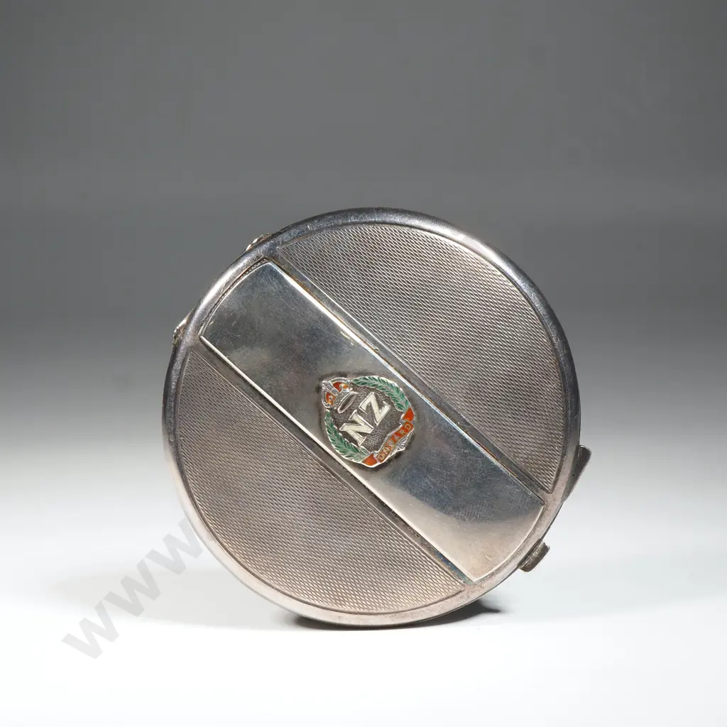 WW2 Sterling Silver New Zealand Onward Powder Compact Image 1++