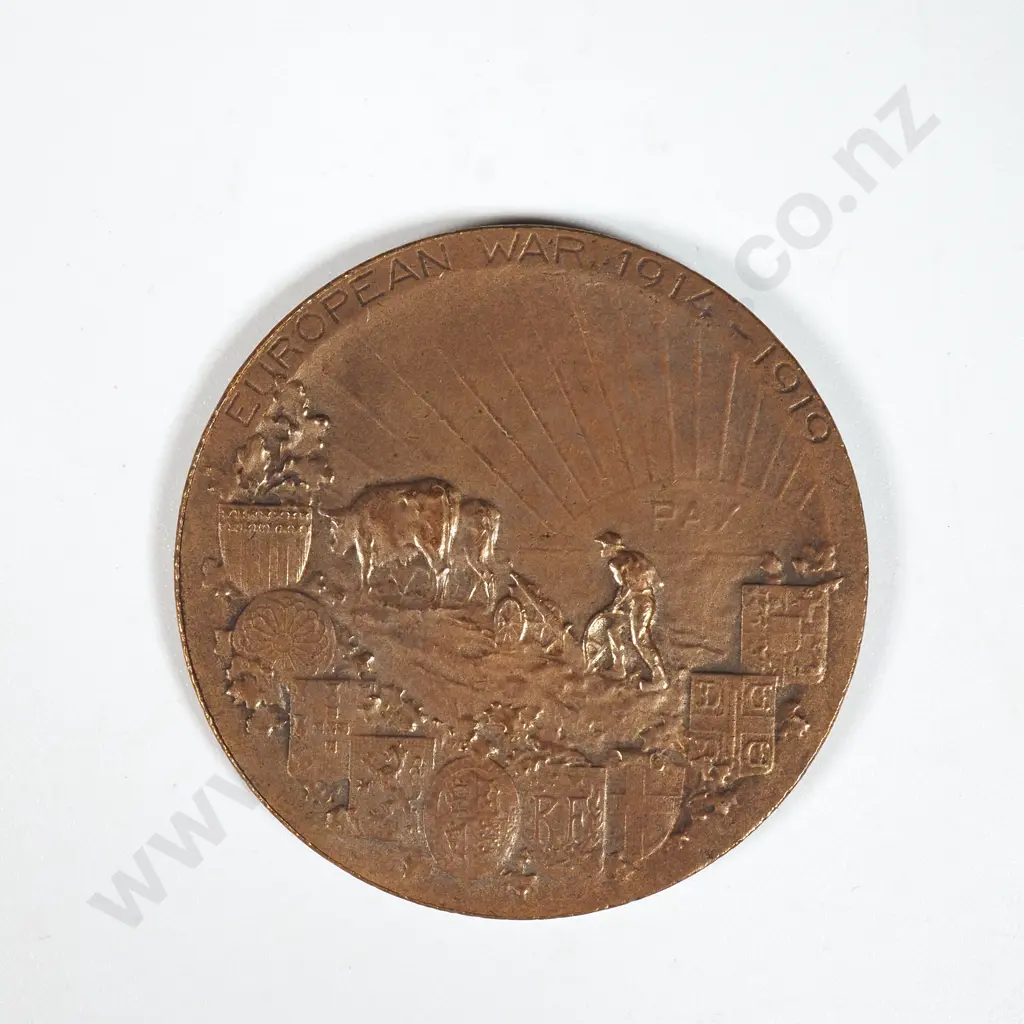 Cased 1914-1919 George V Pax Victoris European War Medal - Small Size Image 1++