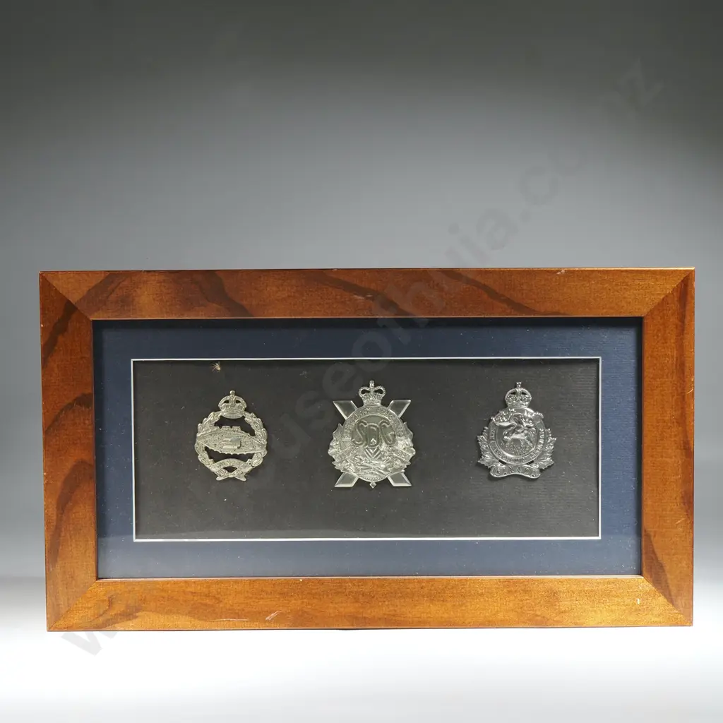 Three Canadian Regimental Badges in Wooden Frame Image 1++