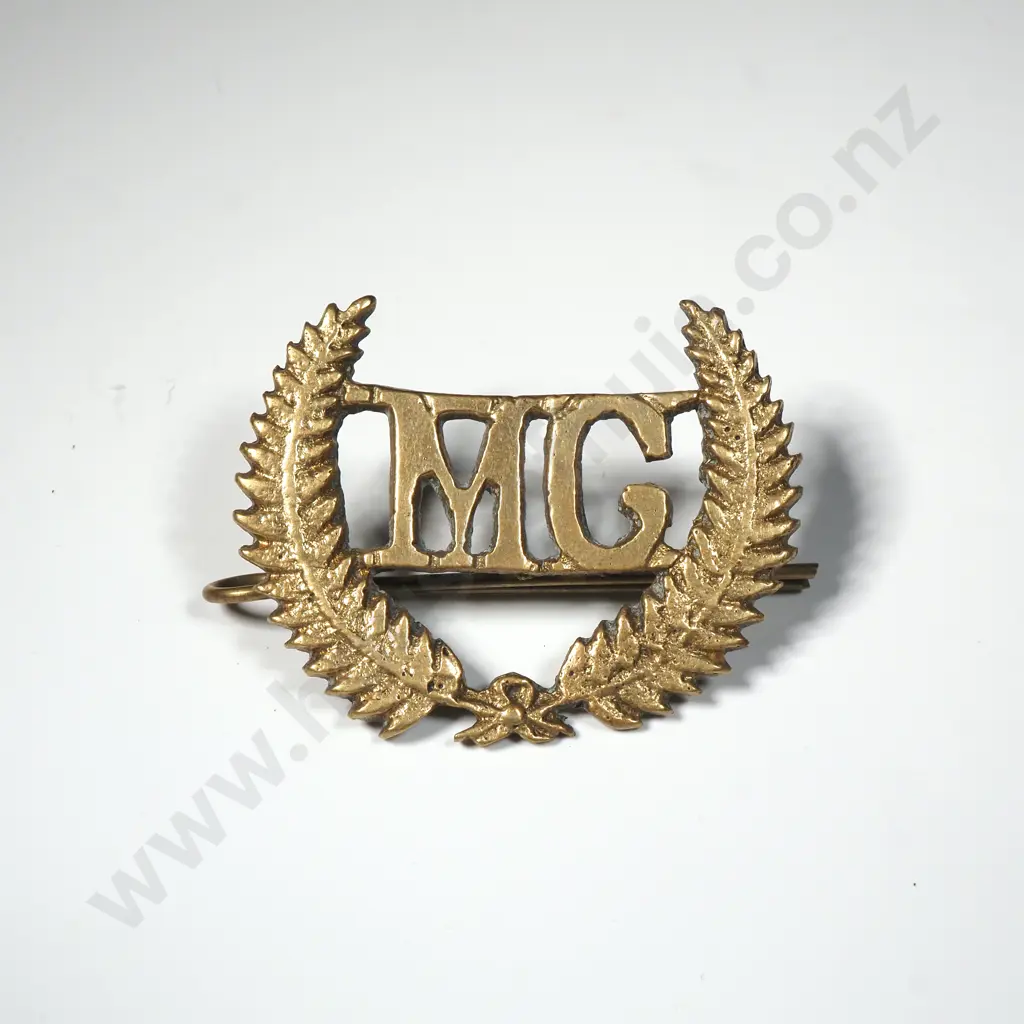 Sandcast MG Cap Badge  Image 1++