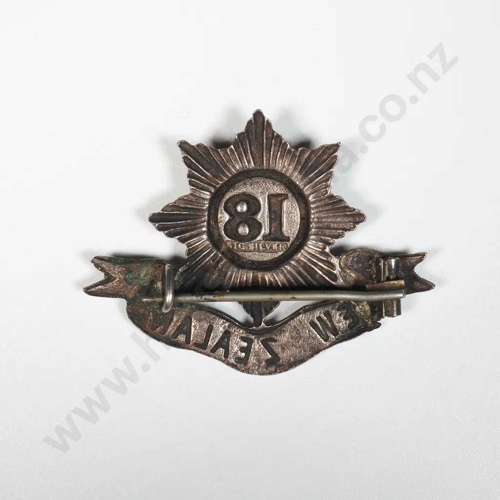 WWI Sterling Silver 18th Reinforcements Sweetheart Badge. Image 1++