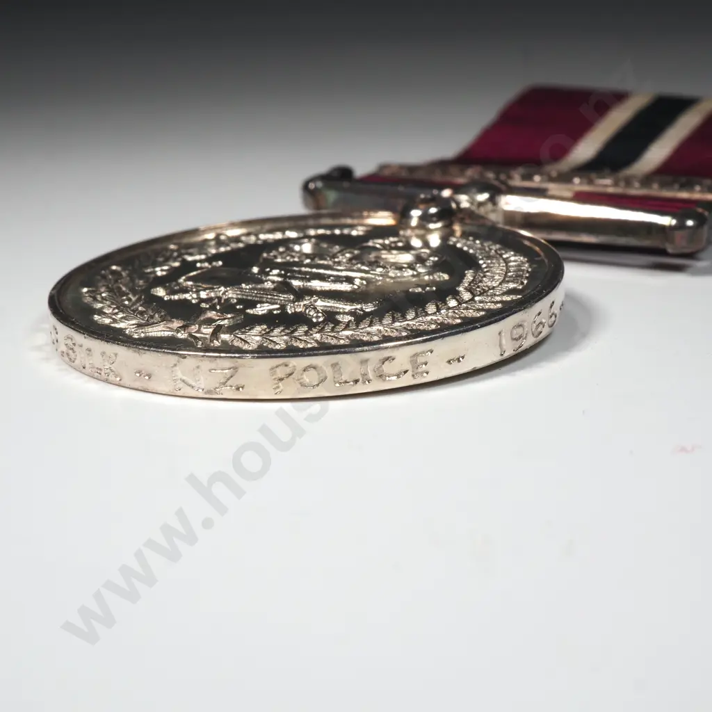 New Zealand Police Long Service & Good Conduct Medal to 2125 Alfred Frank Silk - Gaunt Maker Image 1++
