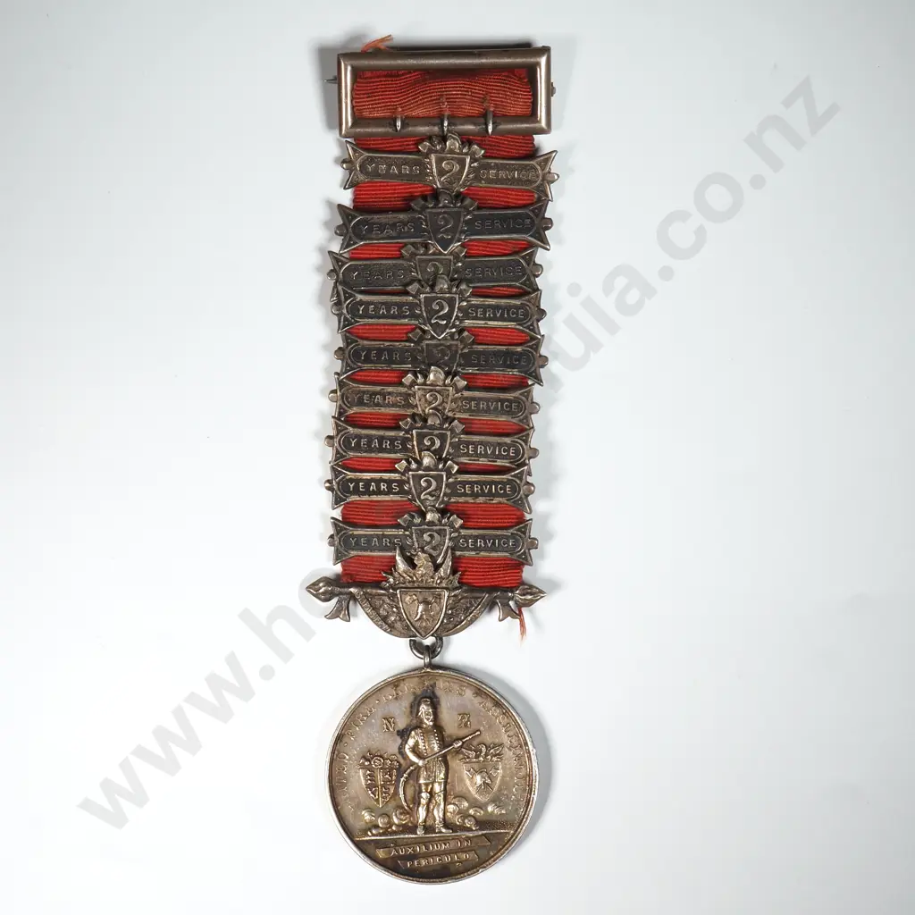 1940 UFBA Long Service Medal to H R I Fraser by CHCH Fire Brigade Image 1++