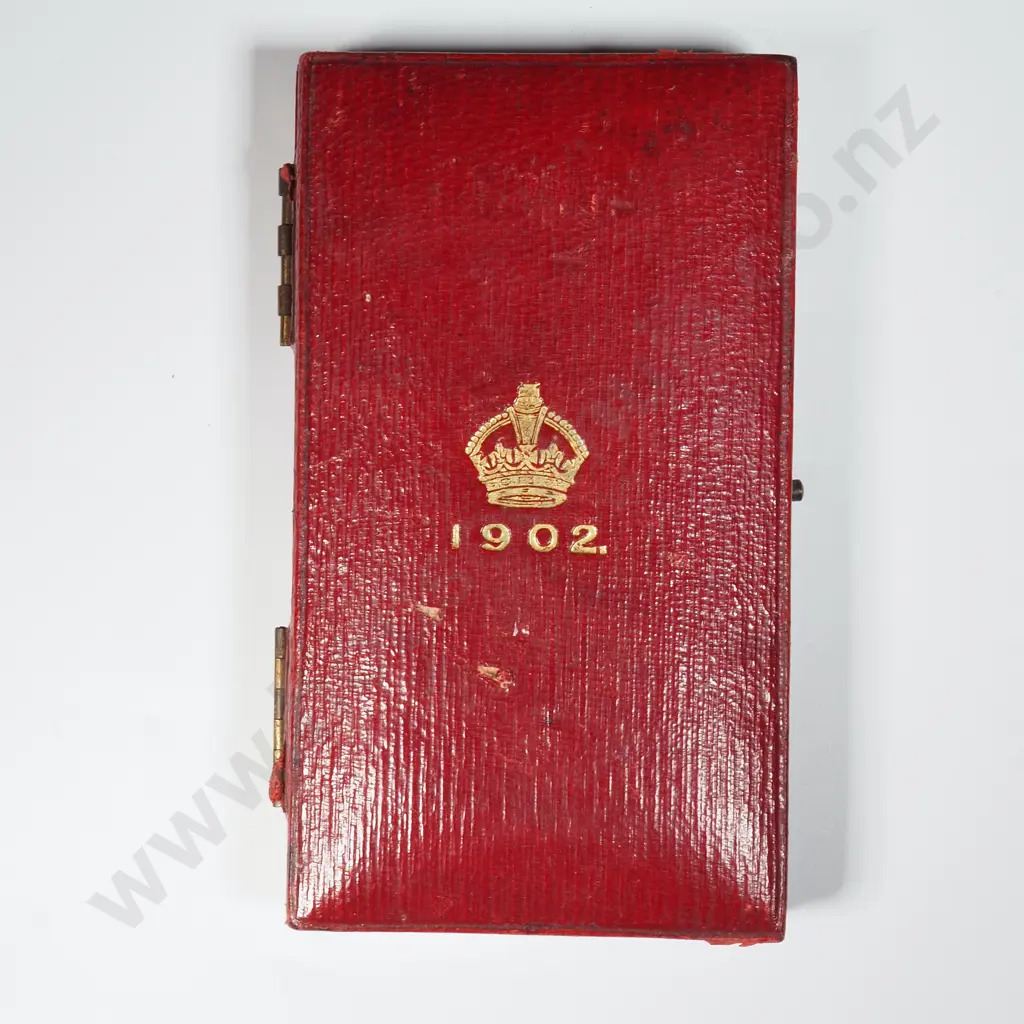 1902 Coronation Medal - Mayor's & Provost's Issue in Original Case Image 1++