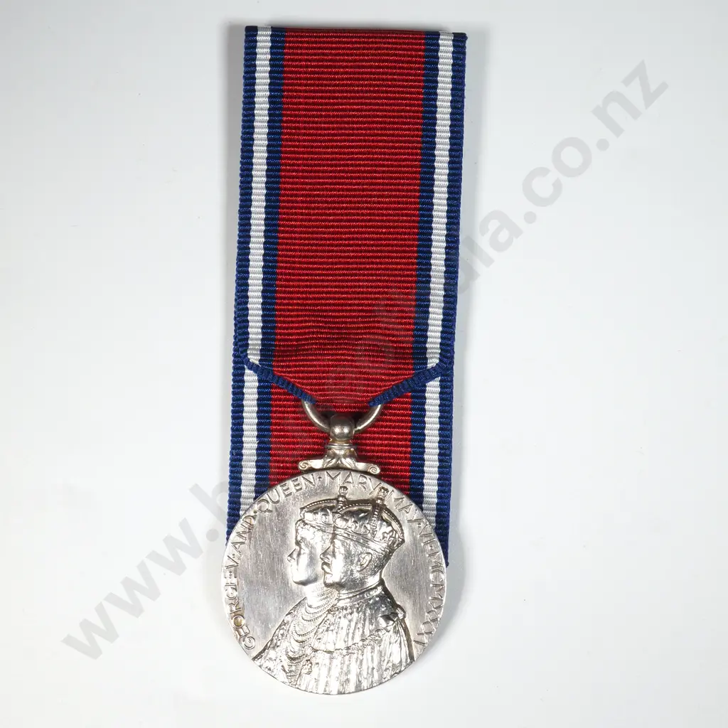 1935 Sterling Silver King George V Official Silver Jubilee Medal Image 1++