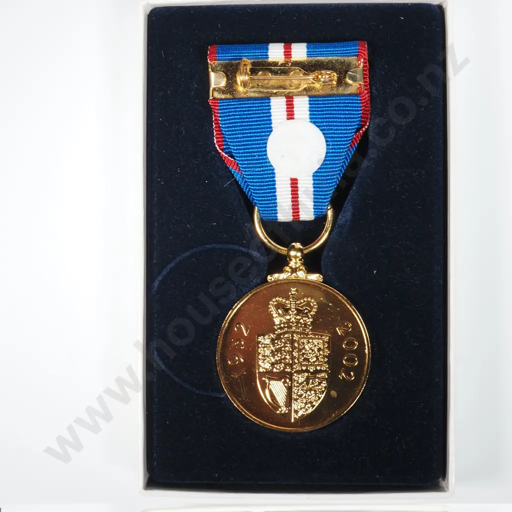 2002 Jubilee Medal in Case Image 1++