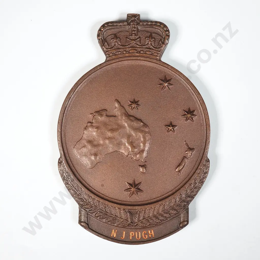 Cased Gallipoli Medallion to 10/2282 Norman john Pugh NZEF Image 1++