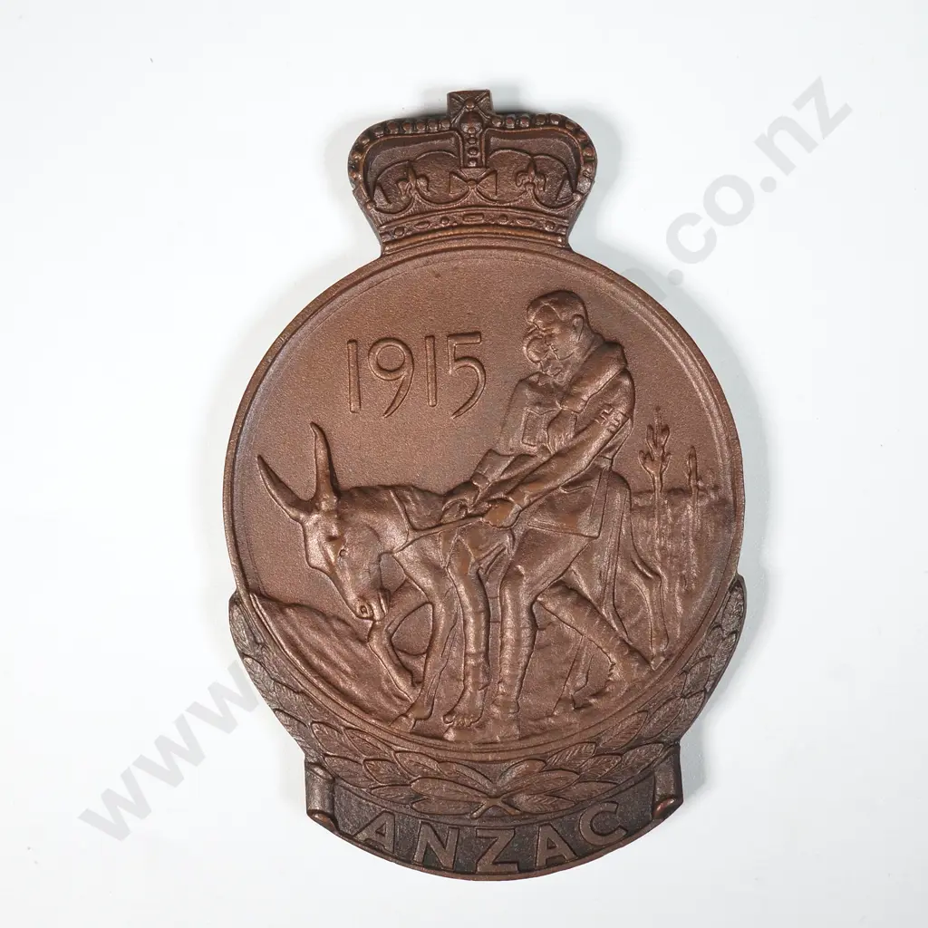 Cased Gallipoli Medallion to 10/2282 Norman john Pugh NZEF Image 1++