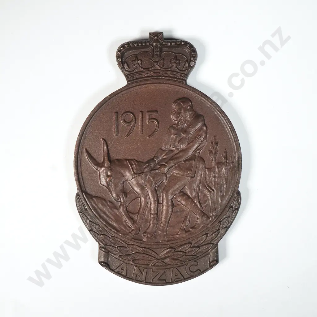 Cased New Zealand Gallipoli Medallion to M Hill  Image 1++