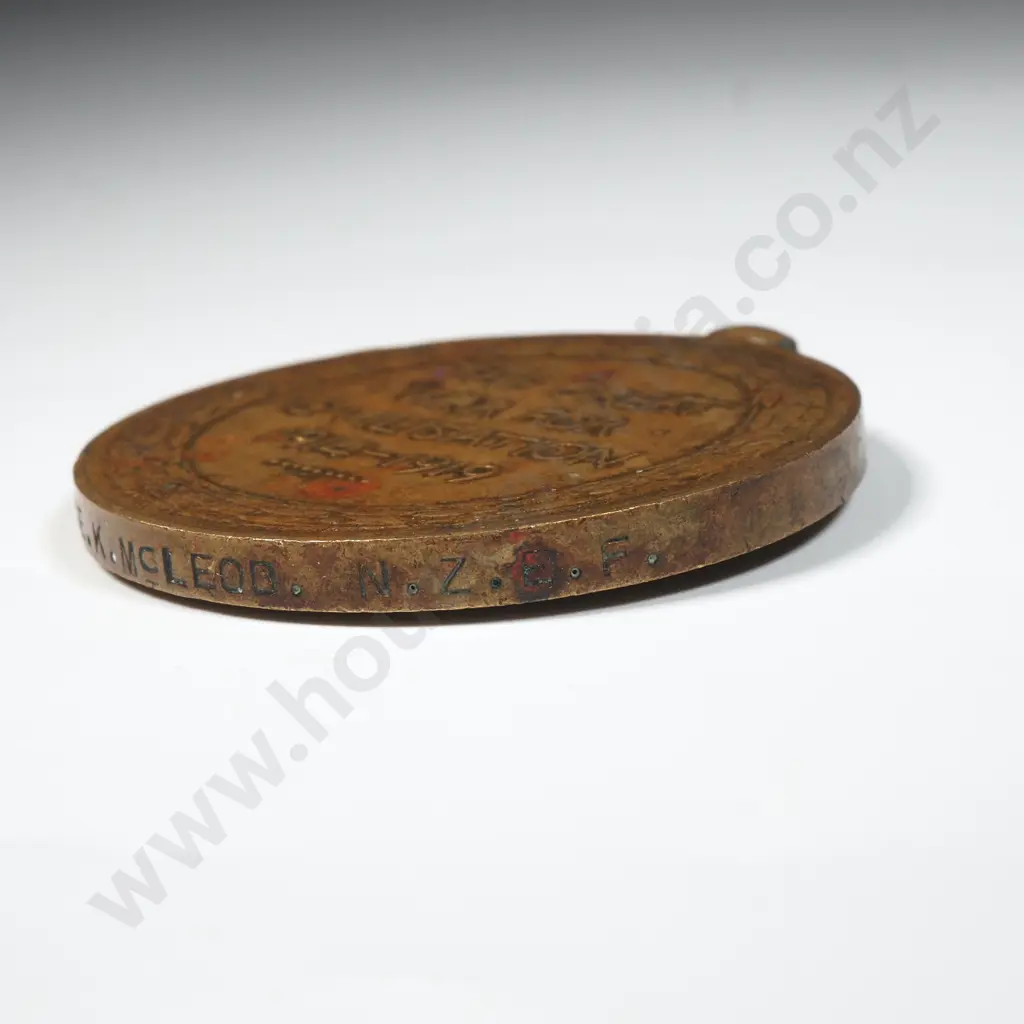 WW1 Victory Medal & Pay Book to 8/3982 K Mcleod NZEF Image 1++