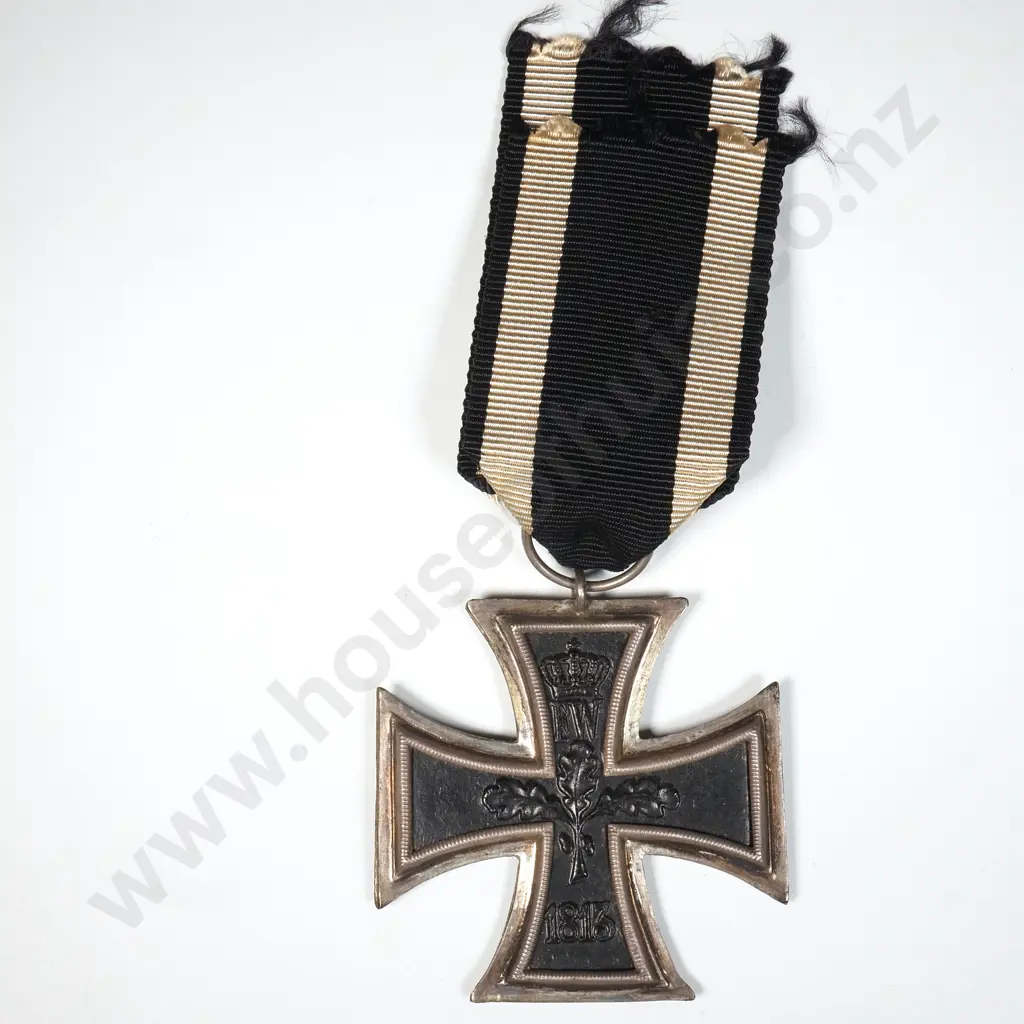 WW1 German Military Iron Cross Second Class Image 1++