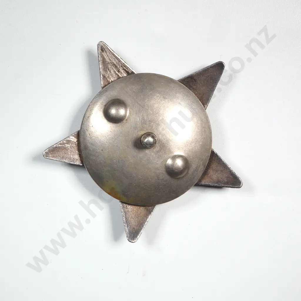 Soviet Russian Order of the Red Star  Image 1++