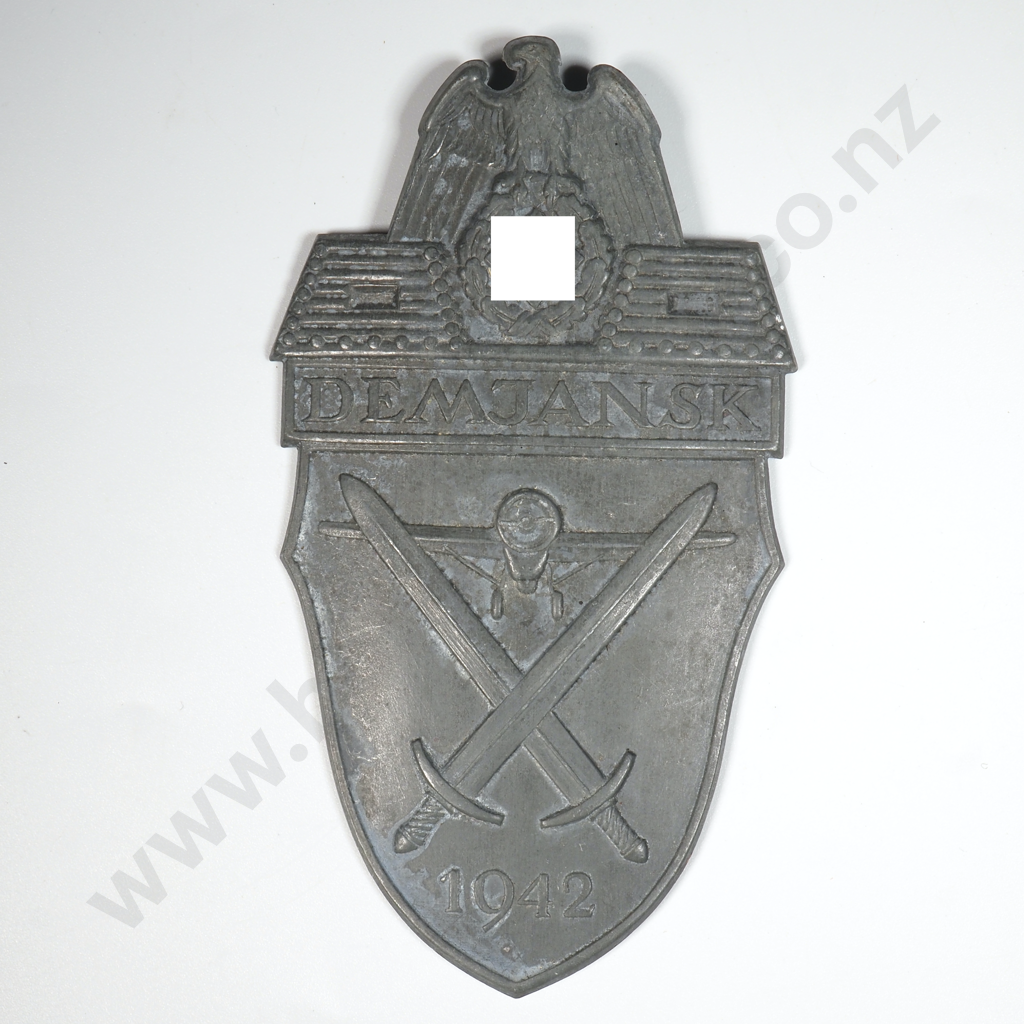 WWII German Demjansk Shield Image 1++