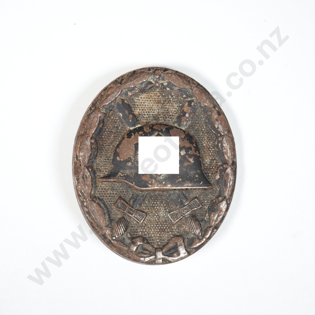 WWII German Black Wound Badge - Black Image 1++
