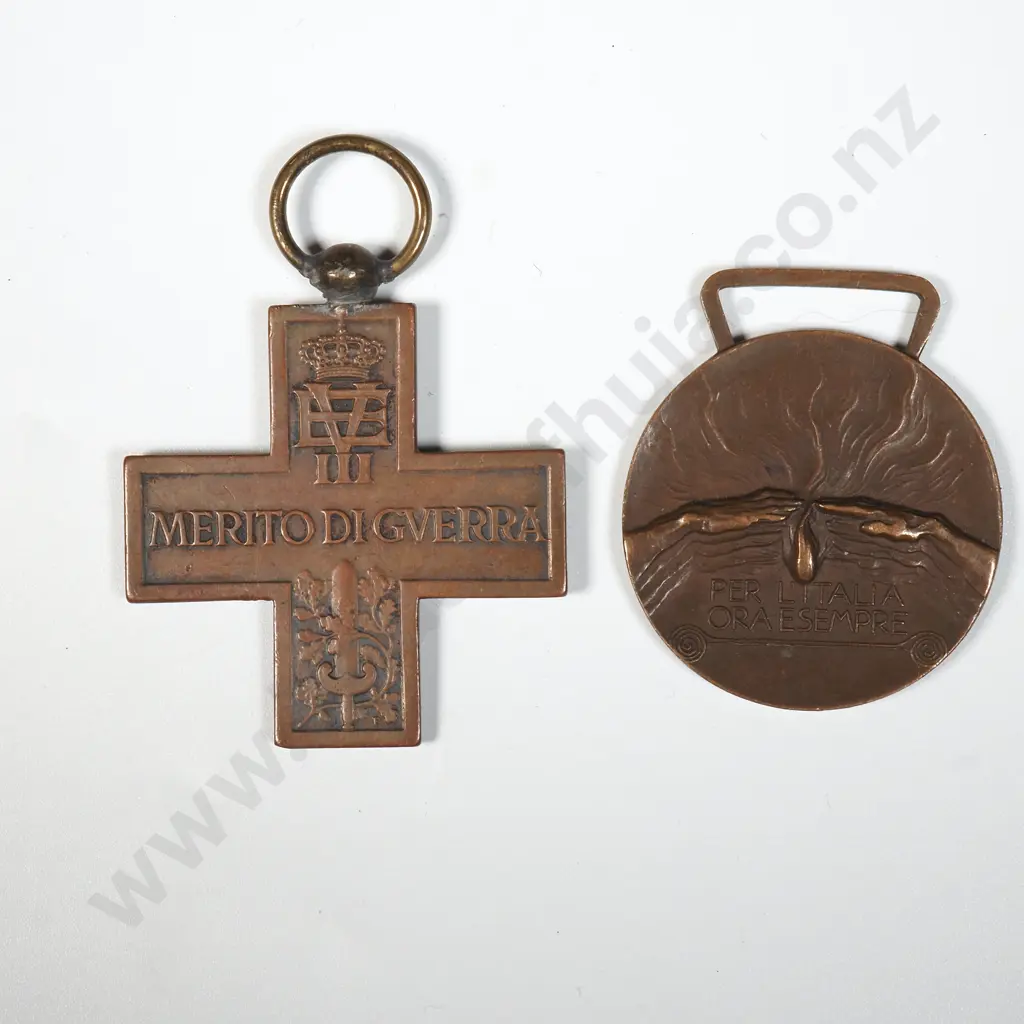 Facist Volunteer Spain Medal & War Merit Medal Image 1++