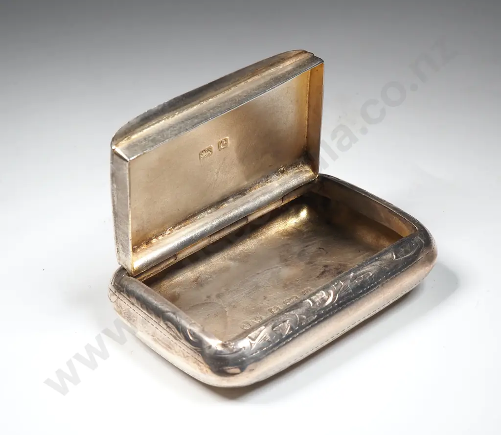 Sterling Silver Snuff Box w English Hallmarks Image 1++