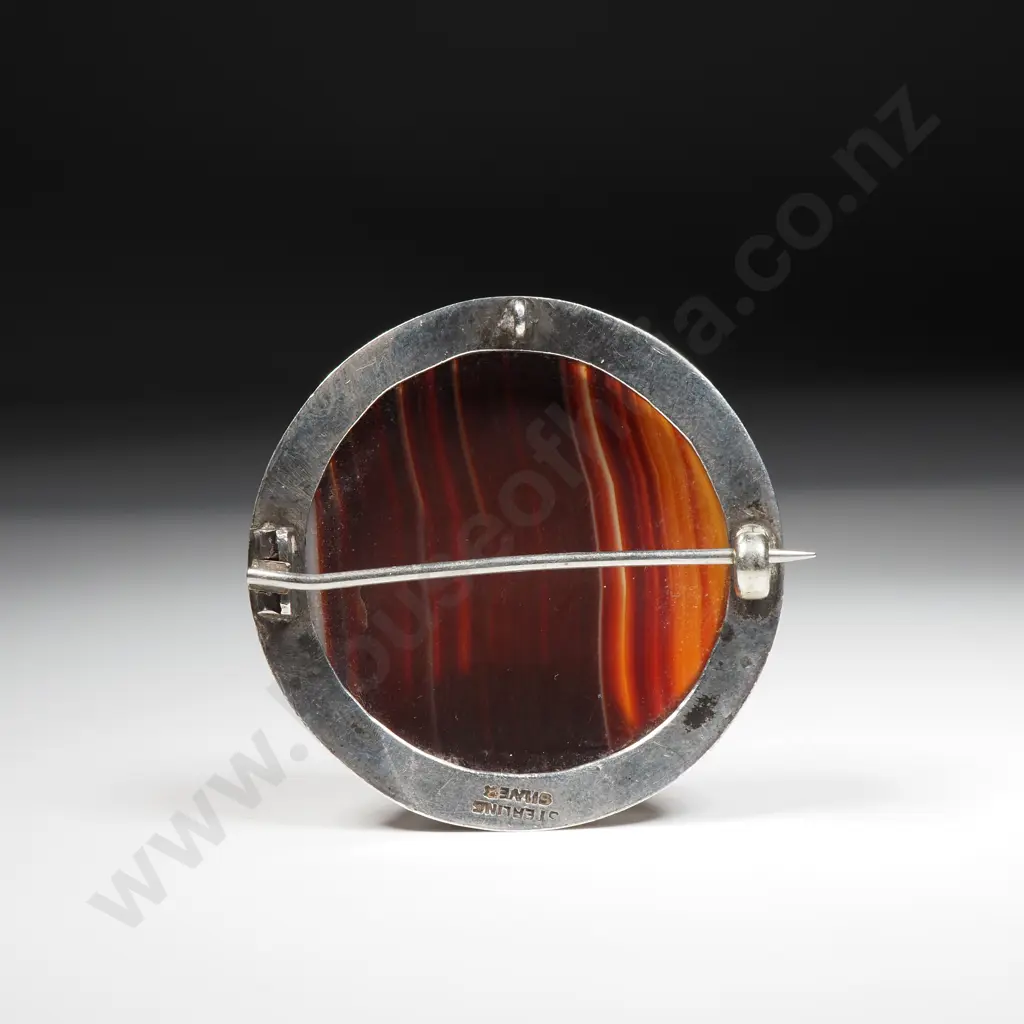 Vintage Round Sterling Silver Agate Brooch Image 1++