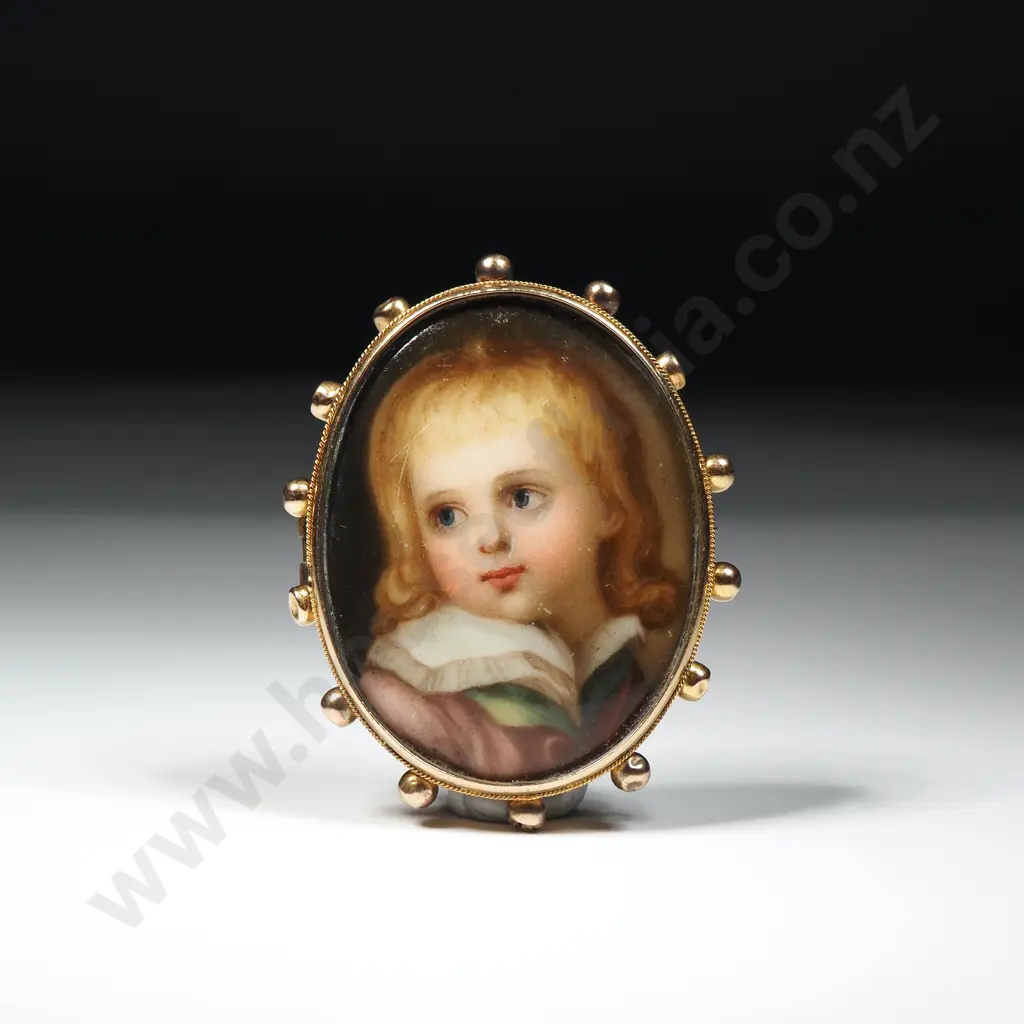 Exquisite Georgian 9ct Gold Hand Painted Portrait Brooch Image 1++
