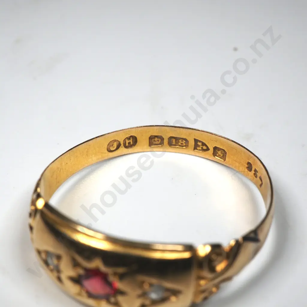 Antique 18ct Gold Ruby Ring - Hallmarked for Chester 1907 Image 1++