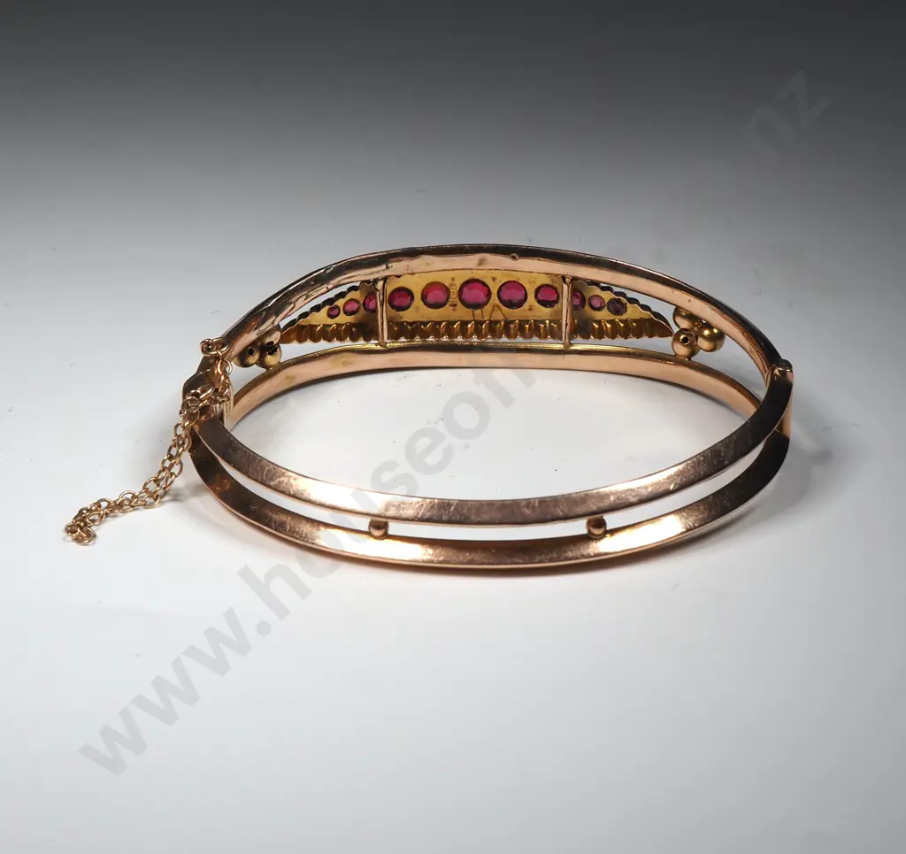Impressive Antique 9ct Gold Hinged Bracelet Image 1++