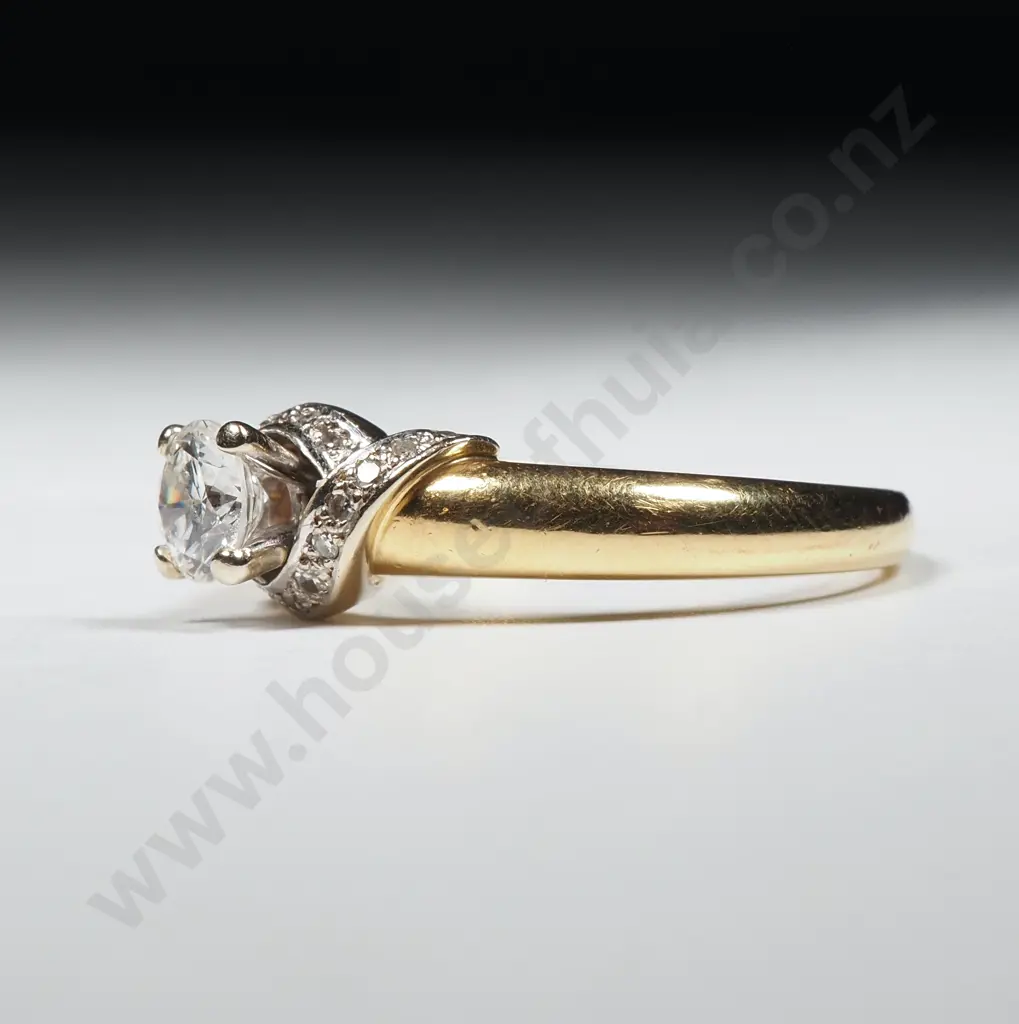 18ct Gold Diamond Solitaire Ring  Image 1++
