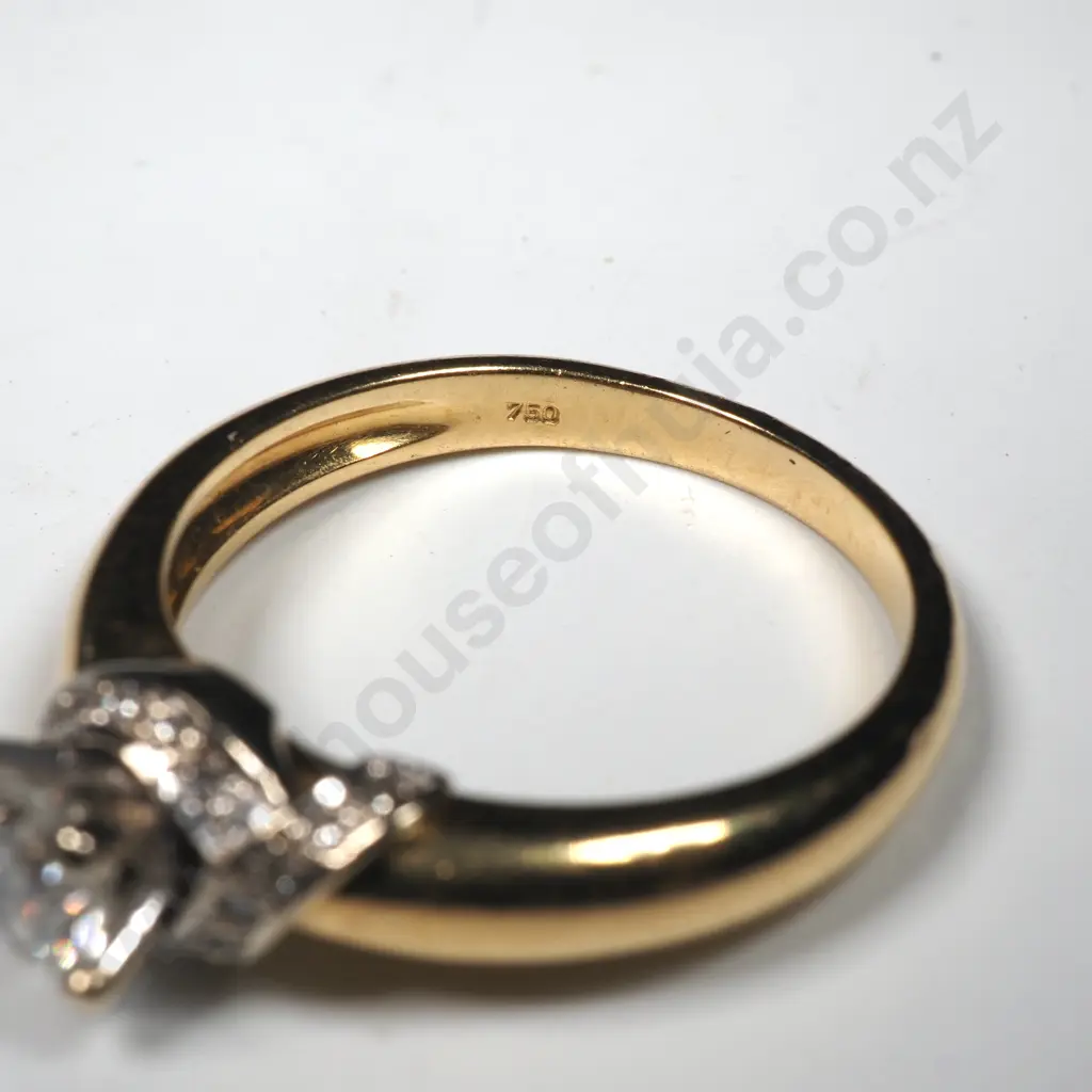 18ct Gold Diamond Solitaire Ring  Image 1++