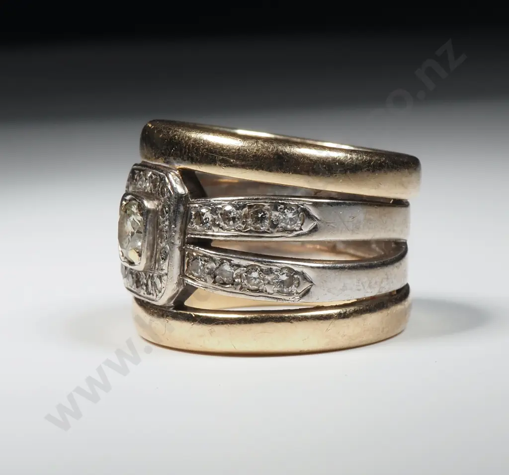 Substantial 18ct Gold Diamond Ring Image 1++