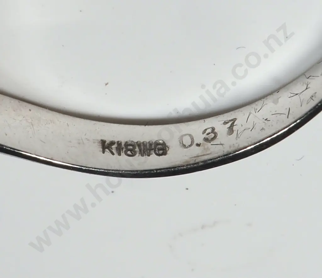 18ct White Gold Solitaire Diamond Ring w 0.37 Carat Central Diamond Image 1++