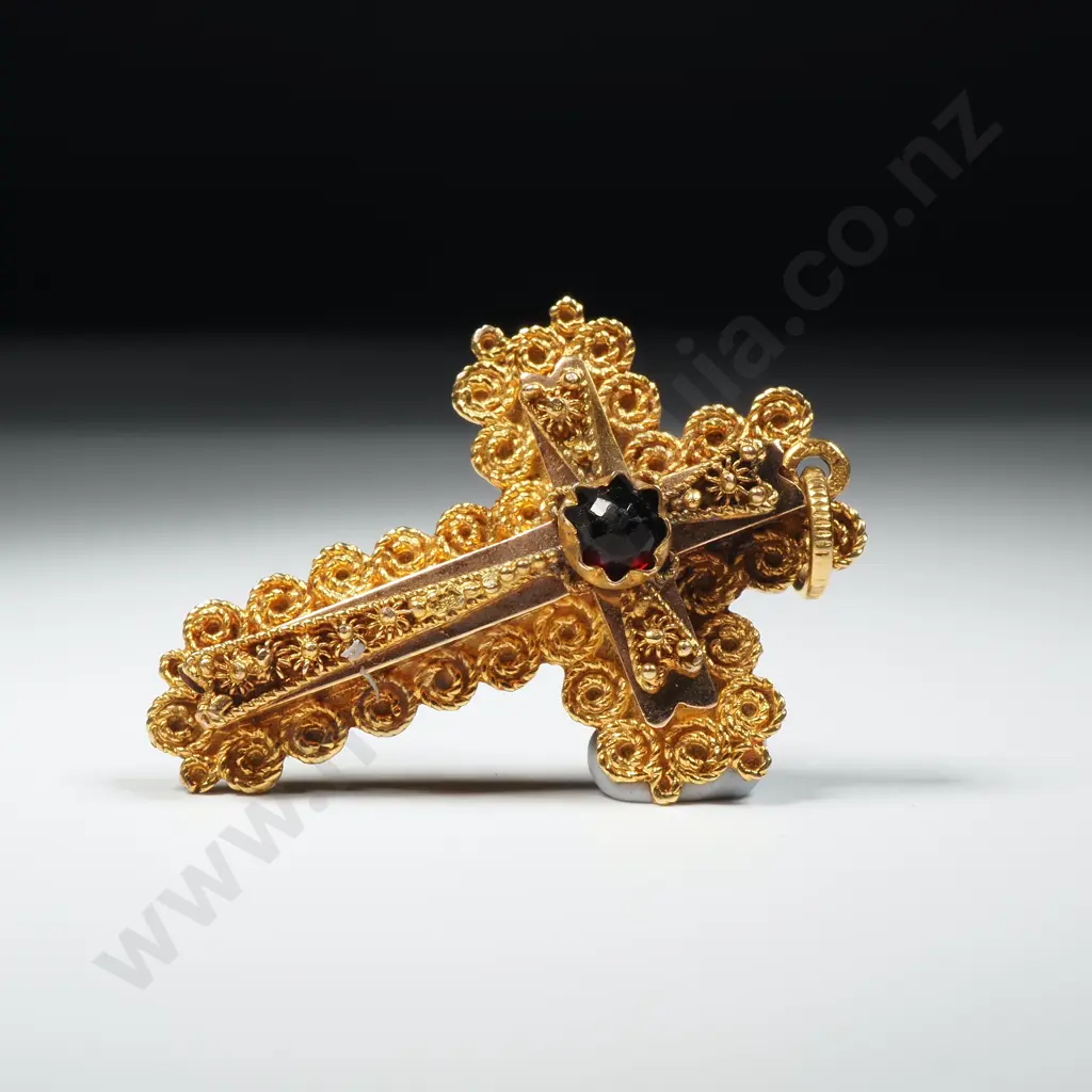 Exquisite Filigree 9ct Gold Cross w Central Garnet Image 1++