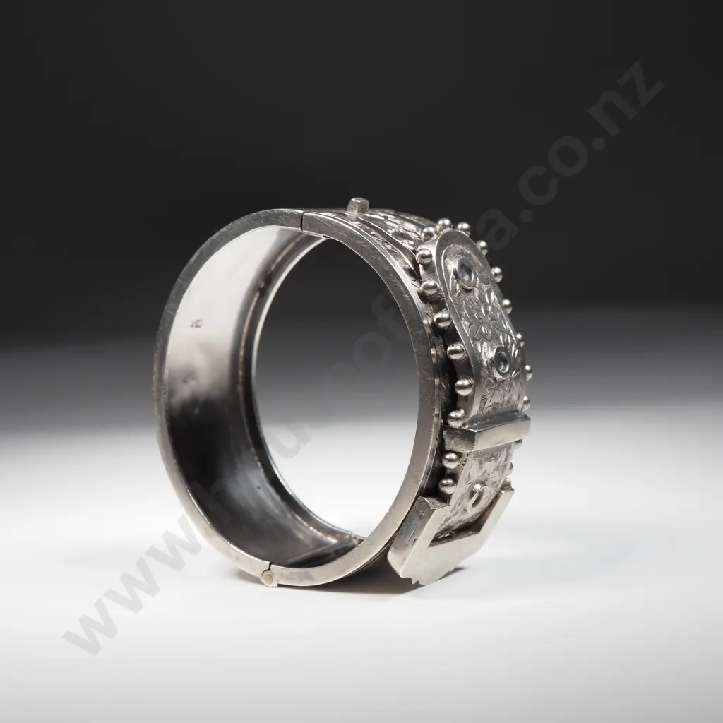 Antique Sterling Silver Hinged Buckle Bracelet Image 1++