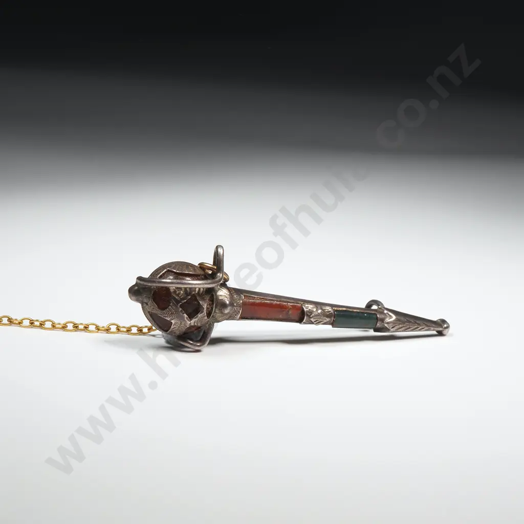 Impressive Sterling Silver Scottish Broad Sword Brooch Image 1++