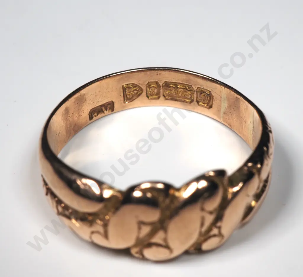 Victorian 9ct Gold Fancy Band w Crisp Hallmarks Image 1++