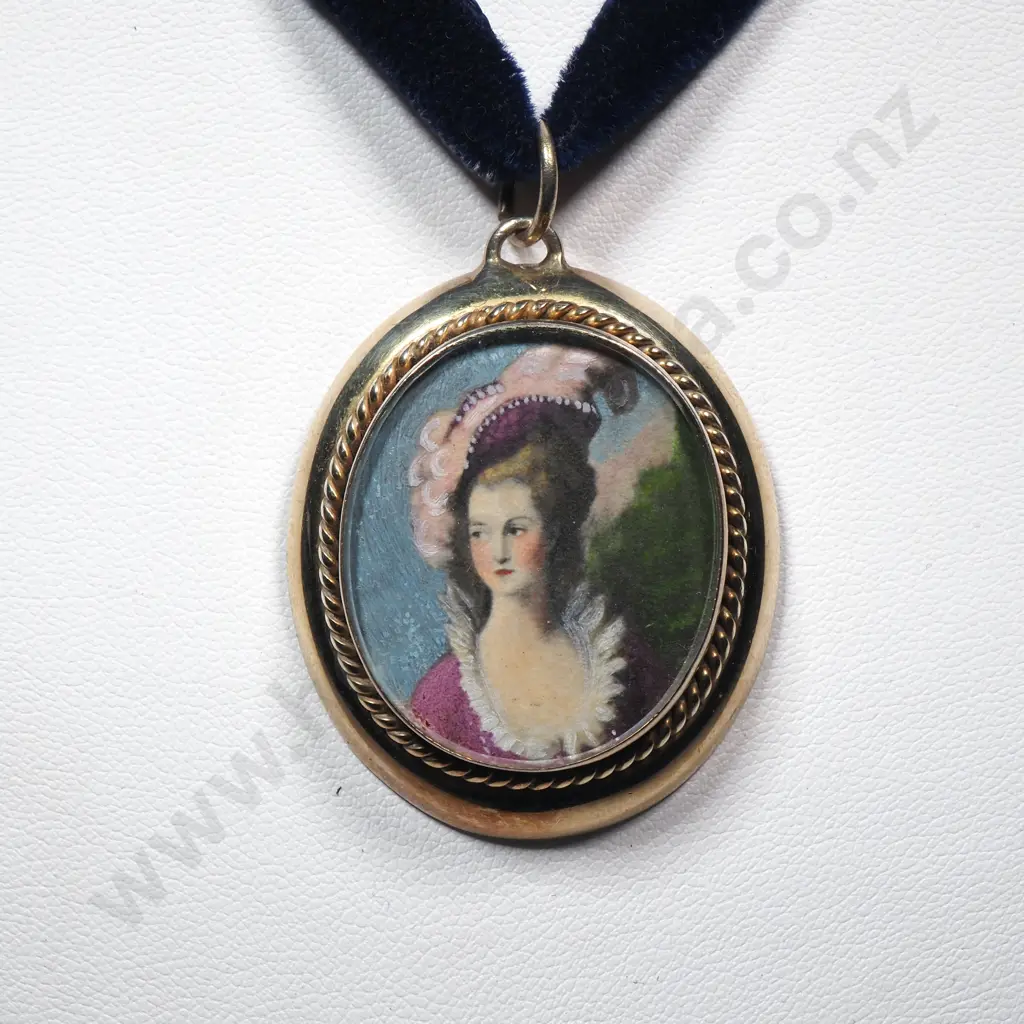 Decorative Pendant w Painted Portrait of a Lady Image 1++