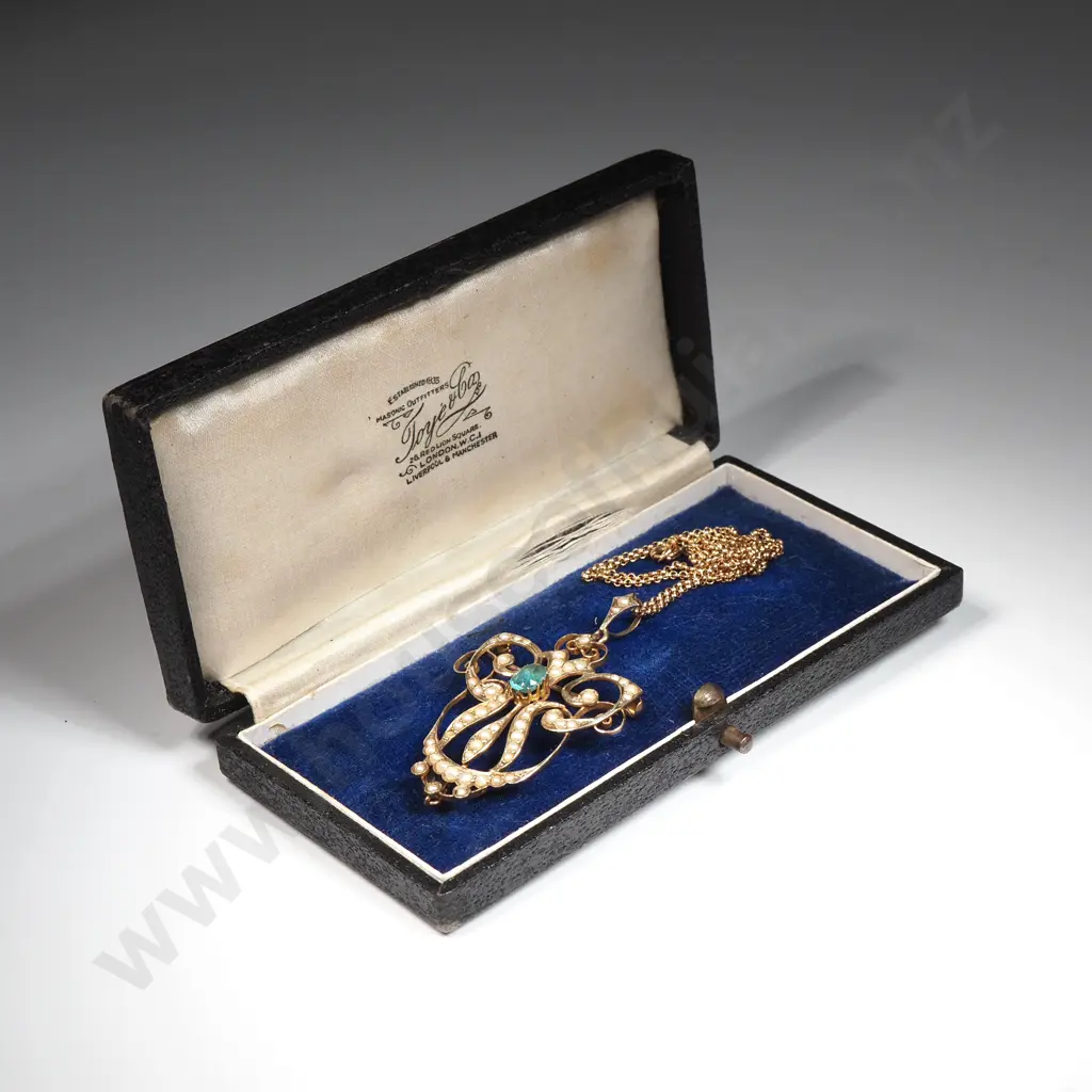 Exquisite Edwardian 9ct Gold Seed Pearl & Paste Stone Brooch / Pendant on Period 9ct Gold Chain Image 1++