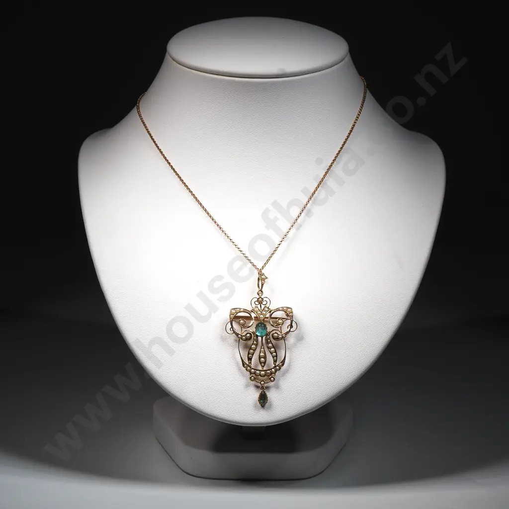 Exquisite Edwardian 9ct Gold Seed Pearl & Paste Stone Brooch / Pendant on Period 9ct Gold Chain Image 1++
