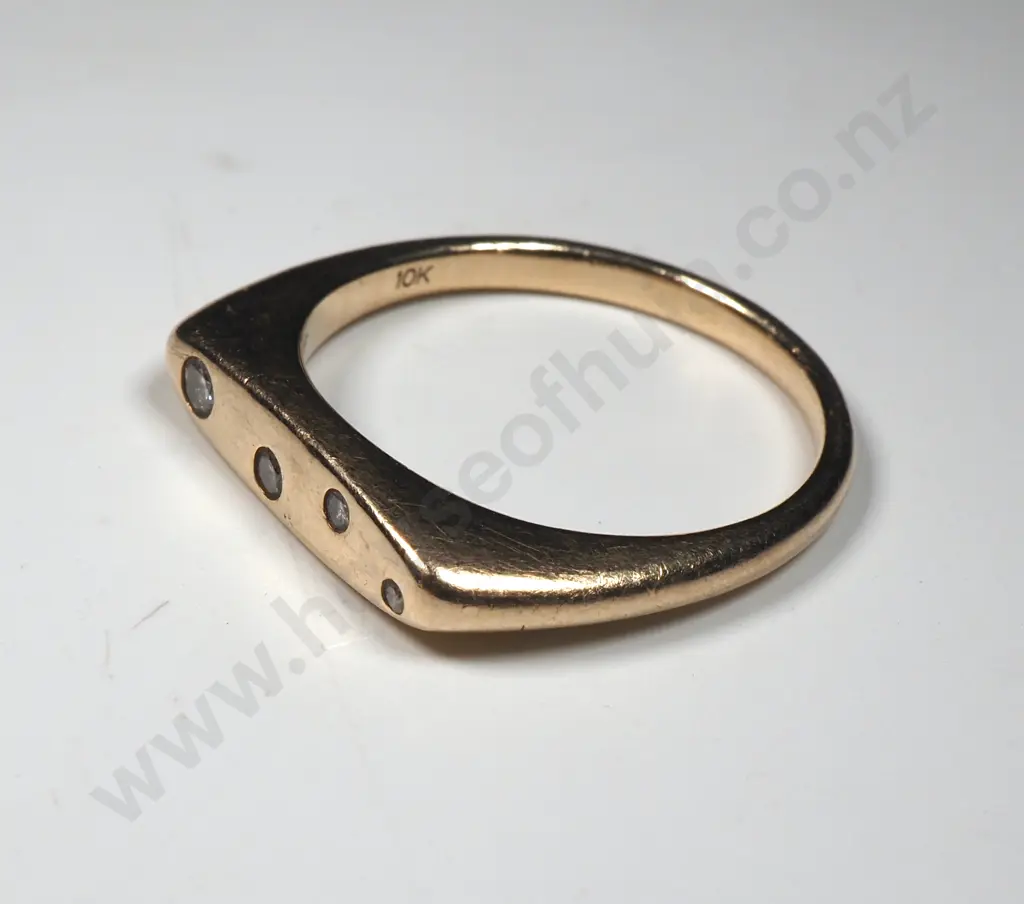 10ct Gold Diamond Michael Hill Ring Image 1++