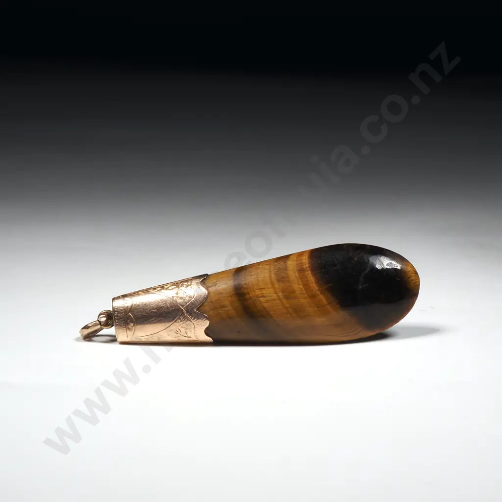 Colonial 9ct Gold Tigers Eye Pendant Image 1++