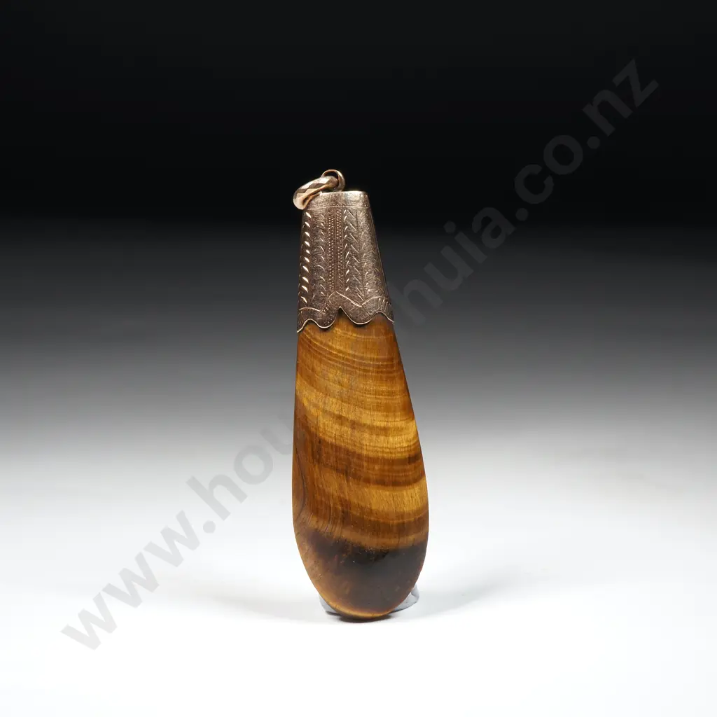 Colonial 9ct Gold Tigers Eye Pendant Image 1++