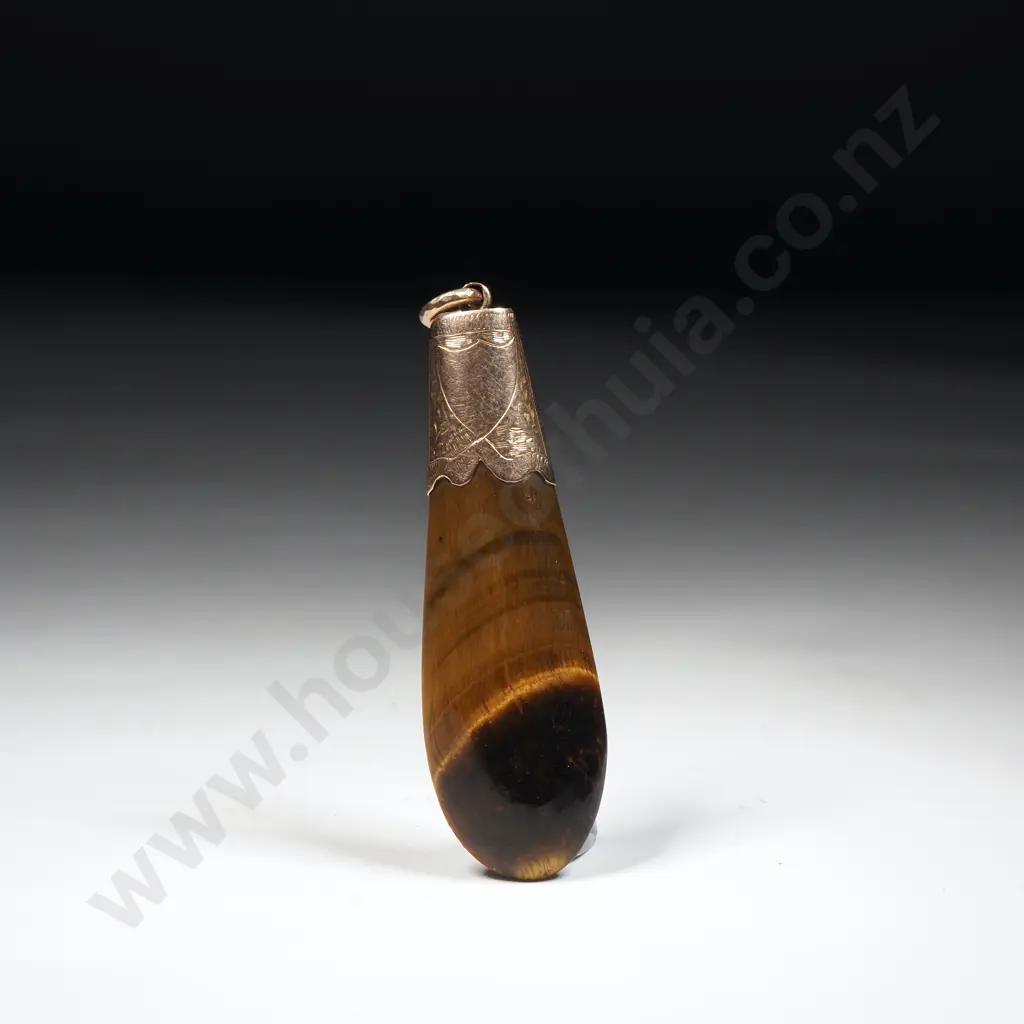 Colonial 9ct Gold Tigers Eye Pendant Image 1++