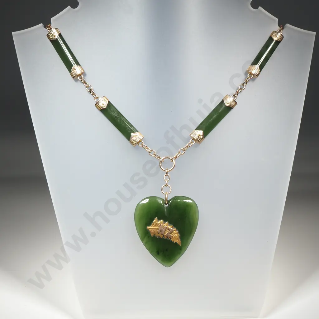 Colonial 9ct Gold Greenstone Fob Chain Necklace w Four Greenstone Bars & NZ Fern Greenstone Heart Image 1++