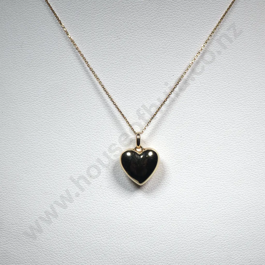 10ct Gold Michael Hill Heart Pendant on Chain in Original Box Image 1++