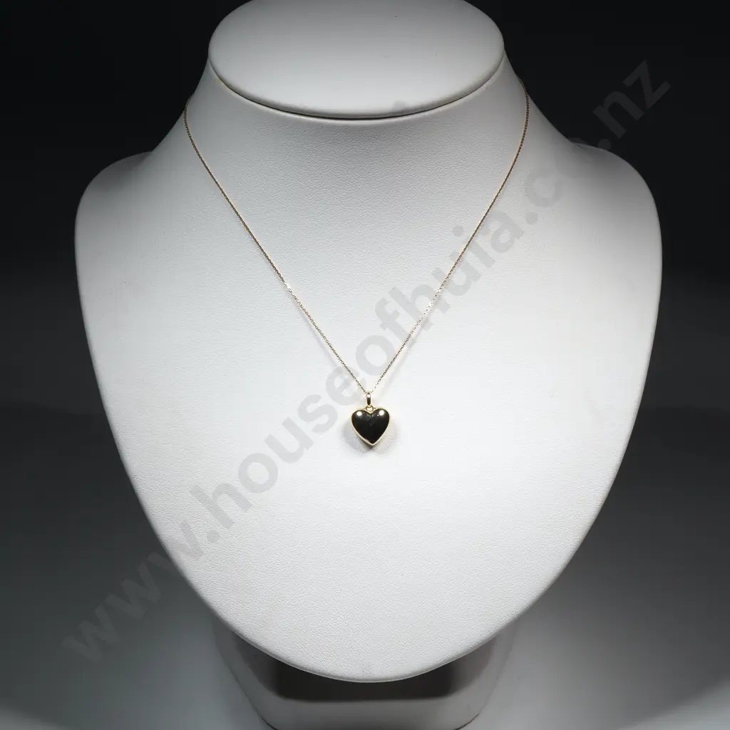 10ct Gold Michael Hill Heart Pendant on Chain in Original Box Image 1++