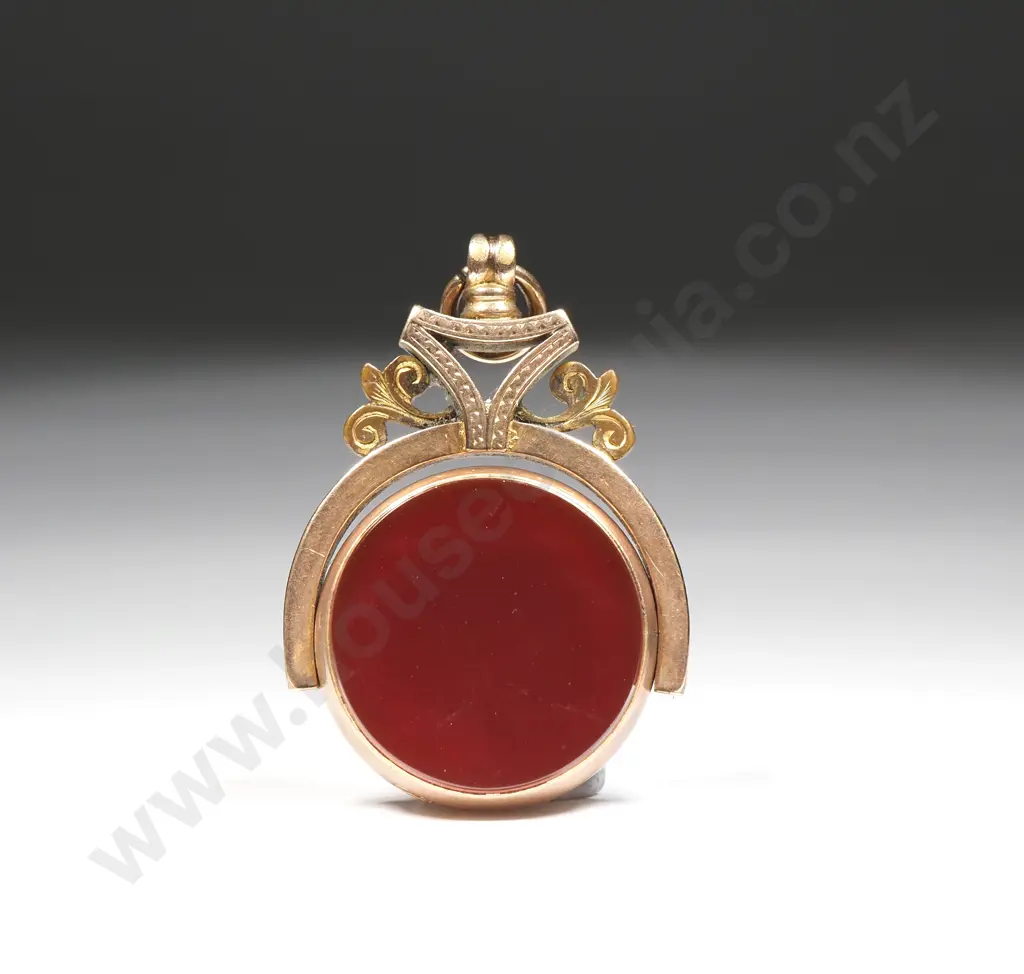 Impressive 9ct Gold Double Carnelian Spinner Pendant Image 1++